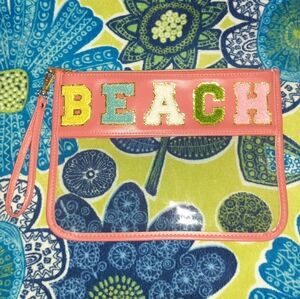 New 🏖 BEACH Chenille Letter Zipper Pouch For Travel/Make Up/Snacks NWOT Coral